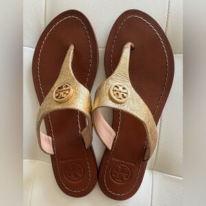 Authentic Tory Burch Metallic Golden Leather Straps Flat Sandals 5M